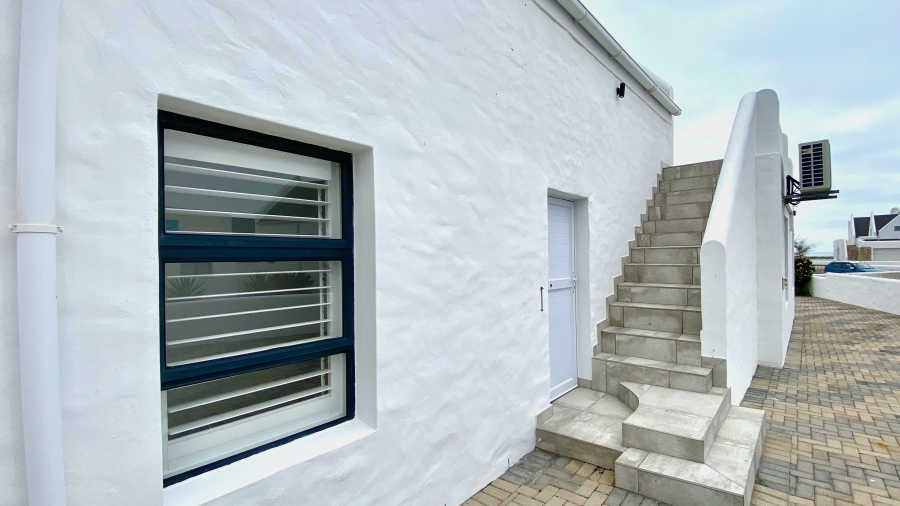 4 Bedroom Property for Sale in Dwarskersbos Western Cape
